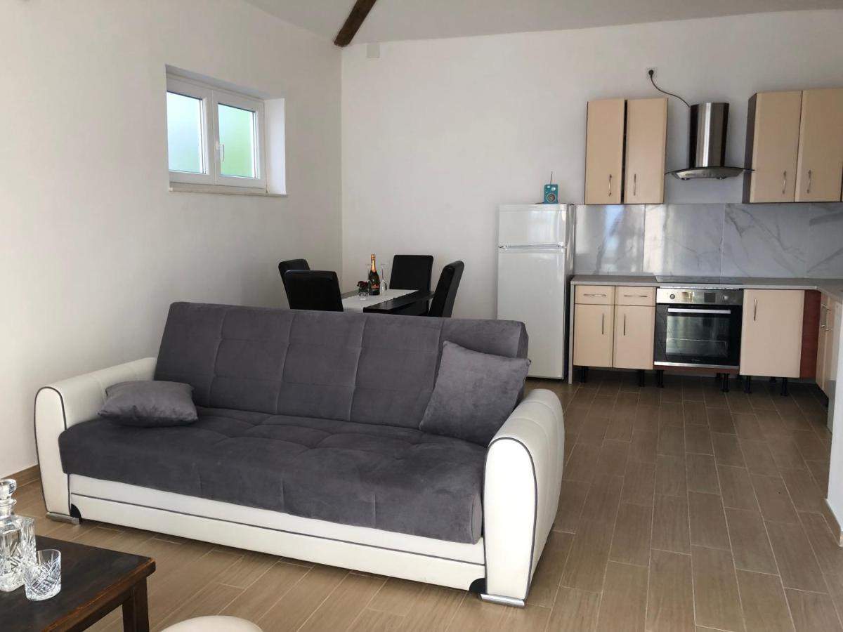 Milla 2 Apartment Rijeka Luaran gambar